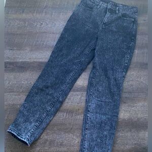 Women’s Washed Black jeans